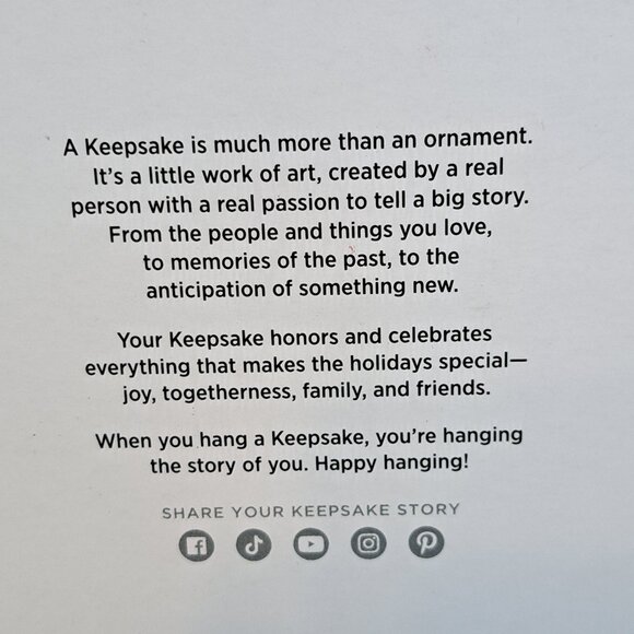 Hallmark Ornament 2024 Princess Tiana Disney Princess And The Frog 15th Anniv. - Picture 9 of 10